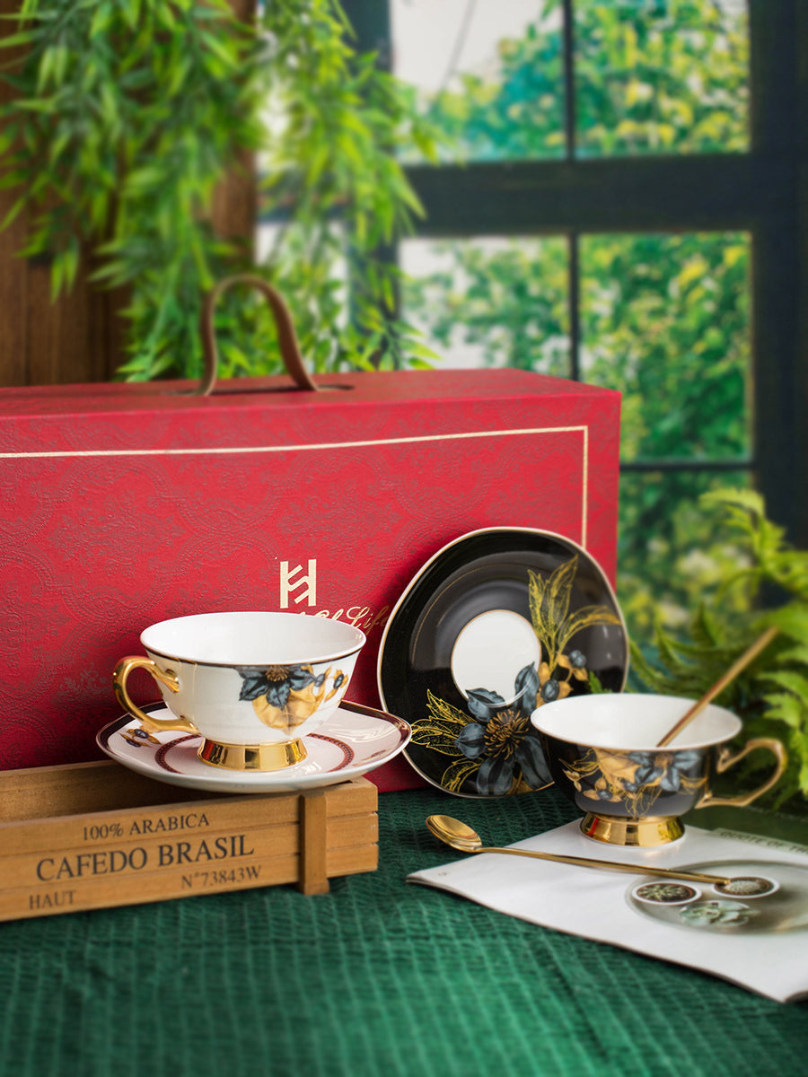 Vintage Luxury Bone China Coffee Mug & Saucer Set, Elegant Ceramic Couple Cups with Gold Trim, Gift Box for Afternoon Tea, Retro Wedding & Housewarming Present