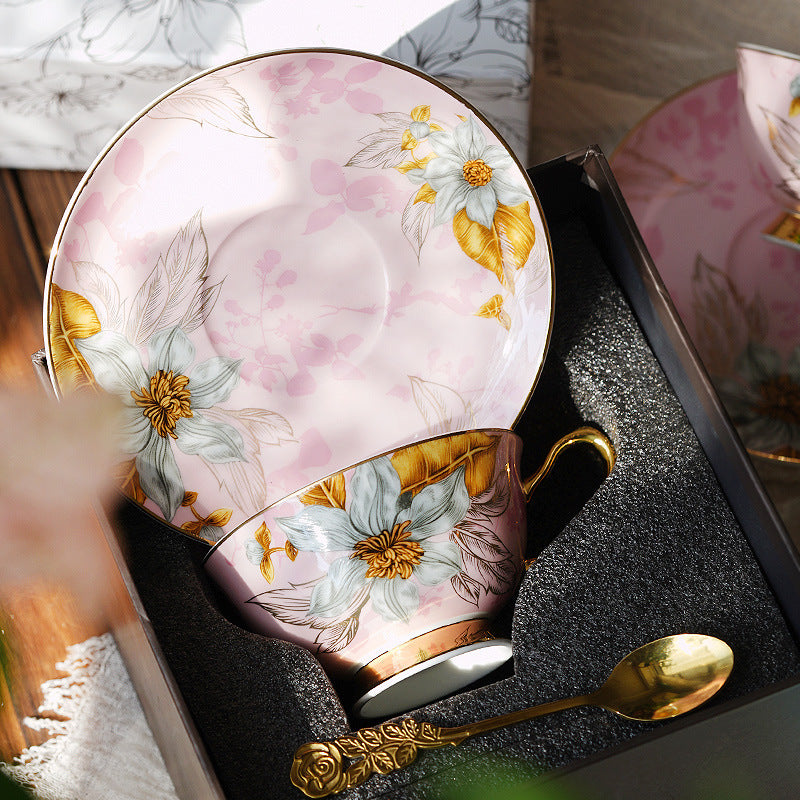 Luxury Ceramic Couple Mugs | Elegant Bone China Tea Cup and Saucer Set with Gold Wire Pattern, Romantic English Afternoon Tea Gift for Couples