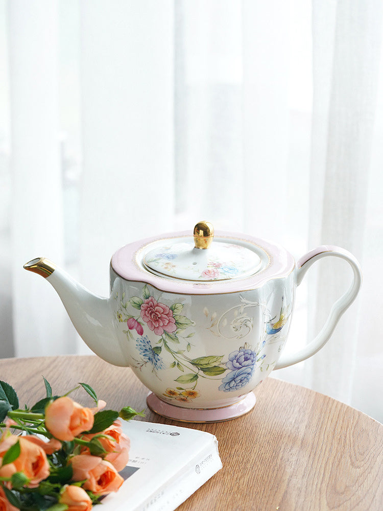 "Luxury Bone China Afternoon Tea Set for One (European Small Luxury) English Low Tea Teapot, Cup & Saucer Set, Exquisite High-End Porcelain Coffee & Tea Service for Elegant Home Entertaining"