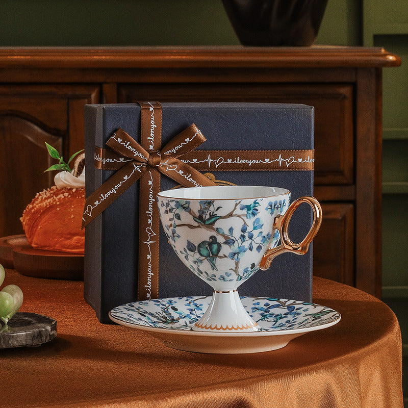 European Style Fine Bone China Coffee Cup and Saucer Set with Goblets - Elegant English Afternoon Tea Set for Home, Luxury High-End Tableware with Sophisticated Aesthetic