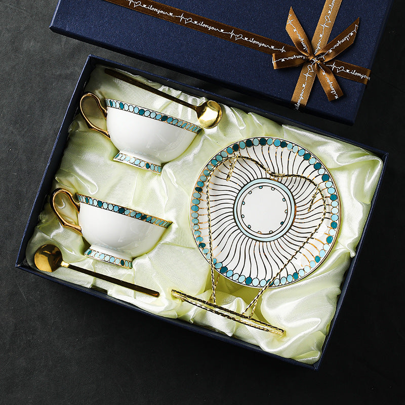 Luxury Fine Bone China Coffee & Tea Cup Set with Saucers, Elegant European/English Style, High-End Aesthetic Tableware for Afternoon Tea, Gold Rim, Microwave Safe, Premium Gift Box for Wedding, Housewarming & Mother's Day - Modern Home Decor