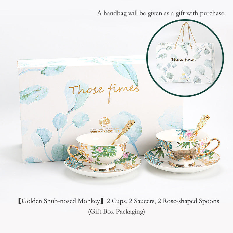 Luxury Bohemian Style Coffee Mug Set, Ceramic Tea Cups and Saucers for Couples Gift, Forest Animal Series Floral Design, Elegant English Afternoon Tea European Style Bone China Set