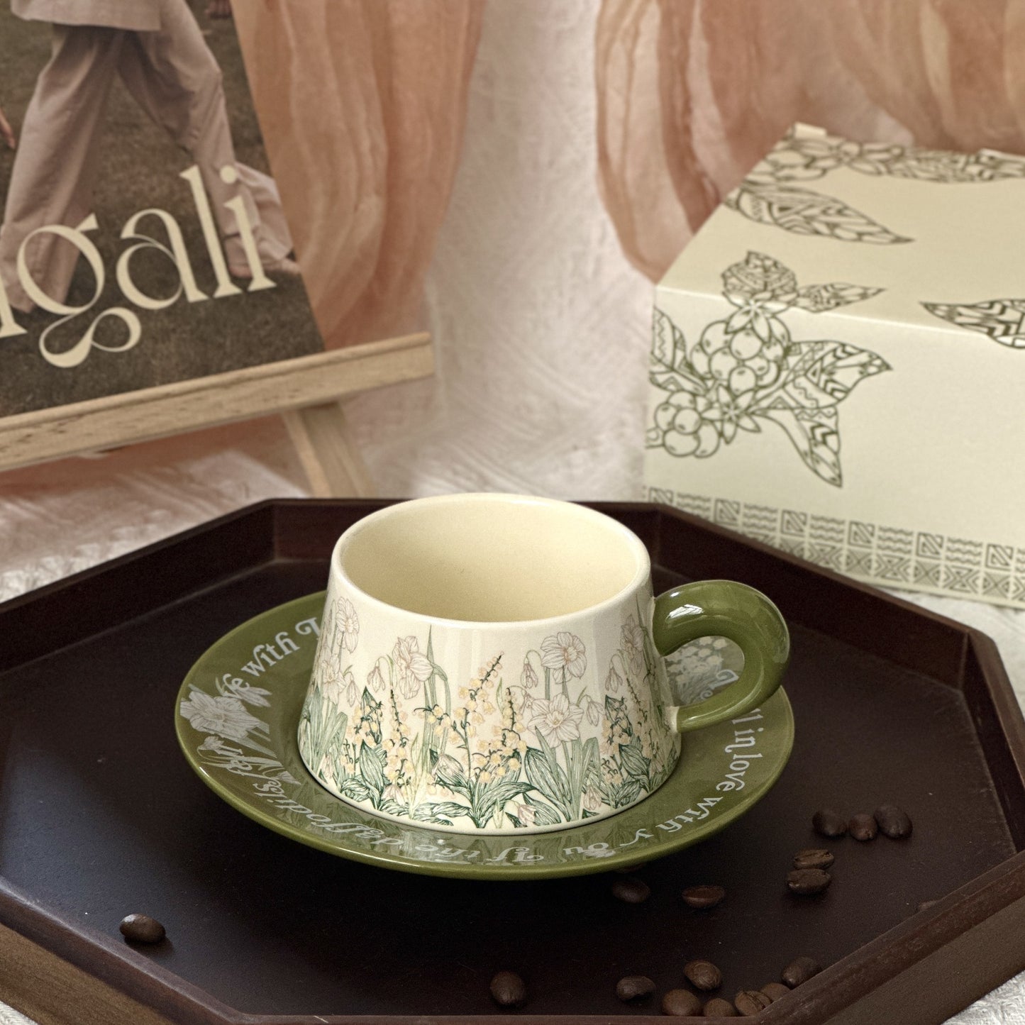 Floral Garden Ceramic Coffee Mug & Saucer Set, Hand-Painted Tea Cup with Gift Box for Women, Elegant Bone China Cup, Luxury Wedding & Housewarming Present